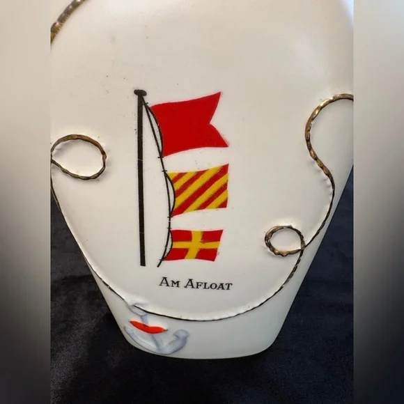 Rare Vintage Ceramic Liquor Decanter - Picture 2 of 8